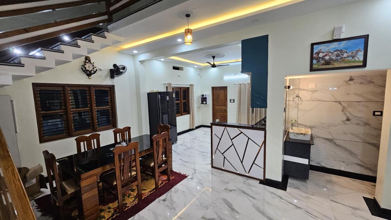 Vrindavan Homestay Near Temple Mavalli Exterior photo